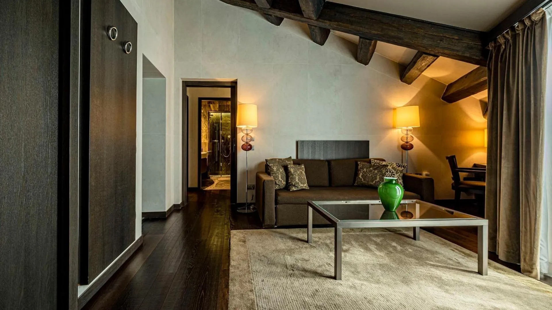 Hyatt Centric Murano Venice 4*,